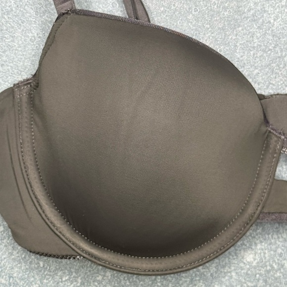 Calvin Klein Customized Lift Bra - Size 34C - Picture 3 of 4